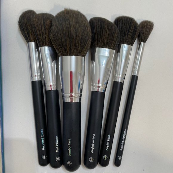 Selection of Makeup Face brushes - not used - Picture 3 of 3